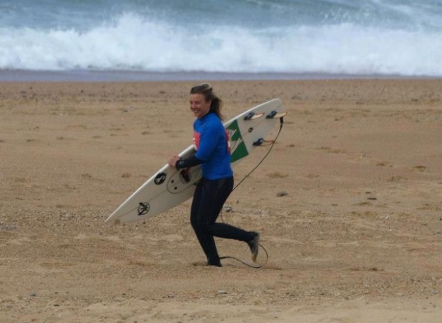  Descubre el surf en Contis 